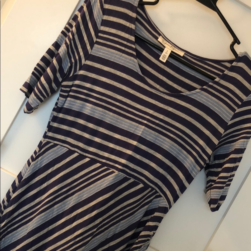 Jessica Simpson Maternity Dresss